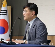 최근 우리 경제는  경기 회복 흐름이 확대되는 모습 보여