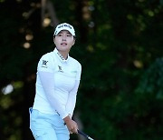 [포토]성유진, 마이어 LPGA 클래식 2R 7번홀 티샷