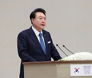 윤 대통령, 연평해전 25주년 맞아 “평화는 강한 힘으로 지킬 수 있어”