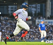 손아섭, 홈런으로 만든 KBO 통산 2번째 2500안타 기록 [사진]