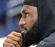 [NBA] '르브론 필라델피아행?' 널스 감독과 식사한 사진 유출