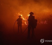 APTOPIX California Wildfire