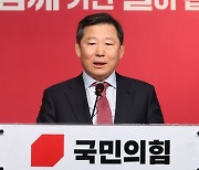 이철규 "어대한? 당원들 의사결정권 모욕하는 것"