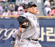 류현진·양현종 23일 광주에서 슈퍼 선데이…17년만에 KBO 최고 빅매치, 비만 안 오면 된다