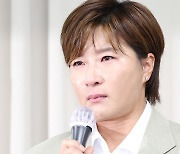 박세리, 부친 고소 관련 기자회견...끝내 눈물