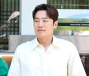 [ET포토] 이희준, '셔츠에 청바지'