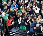 제일런 브라운, 챔프전 MVP…보스턴 셀틱스 18번째 우승