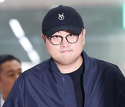 경찰 "김호중, 연락처 안 알려줘서 합의 늦었다? 본인이 노력했어야"