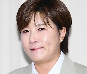 [TD포토] 가족 이야기에 끝내 눈물 보이는 박세리