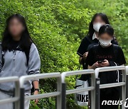 '마스크 다시 써야 하나'… 원주 초·중학교 3곳서 9일간 백일해 32명 확진