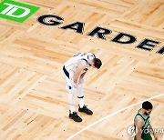 댈러스 매버릭스의 에이스 루카 돈치치, 첫 NBA 챔피언결정전에서 아쉬운 패배