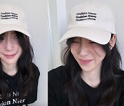 태연, 35살 맞아? 모자 하나 썼을 뿐인데…싱그러운 무결점 청순 비주얼