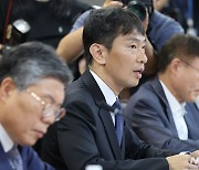 이복현 "우리은행 횡령, 본점에 최대치로 책임 물을 것"