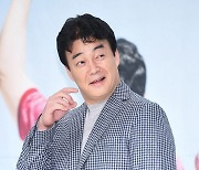 "월 3백→1억 주면 조용히" 백종원 유명세 1년 분쟁 전말 (종합) [단독]