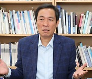 우상호 “이재명 대표 연임이 대권가도에 도움 될까 의문”