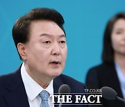 尹 "근대화 성취 이끈 저력있는 경북, '수소산업의 허브'로 키울 것"