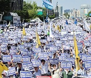 [이진한의 메디컬리포트]의료가 살려면 환자의 병원이용도 바뀌어야