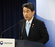 이주호 “의대 끝장토론 기회주면 환영”