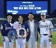 손아섭, KBO 통산 최다 안타 신기록 달성…박용택 '3천 안타 시대 열 것'