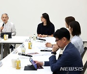 한유미·한송이 "배구 은퇴 뒤 고민…체계적인 프로그램 절실"