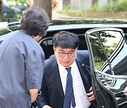 '전공의 집단사직 공모 혐의' 임현택 의협 회장 소환 조사