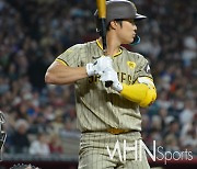 팀 내 볼넷-도루 1위 김하성 샌디에이고 연승 행진 이끈다