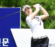 [포토] 김소이, '피니시까지 완벽하게' (BC카드·한경 레이디스컵 2024)