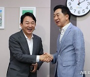 '당 대표 출마' 원희룡 "친윤·반윤 문제 안 돼…힘 합쳐야"