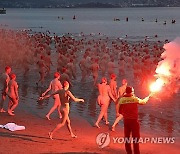 AUSTRALIA WINTER SOLSTICE SWIM