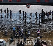 CHINA HEAVY RAINS