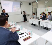 임태희 경기도교육감 "장애 학생 소질 계발하는 밀착형 교육 필요"