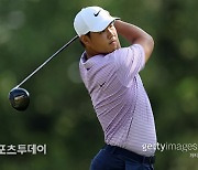 '4승 도전' 김주형, 이틀 연속 선두 질주…임성재 공동 6위