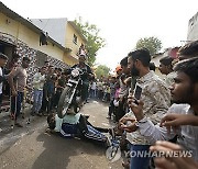 APTOPIX India Hindu Festival