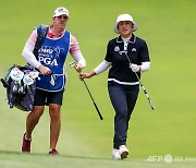 양희영, 위민스 PGA챔피언십 3R 단독 선두…메이저 첫 우승 조준 [LPGA]