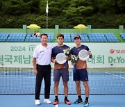 '2년 연속 정상' 정홍·손지훈, ITF 오리온 닥터유배 테니스 남자 복식 우승