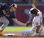 Brewers Padres Baseball