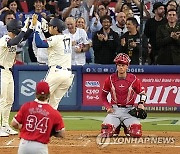 Angels Dodgers Baseball