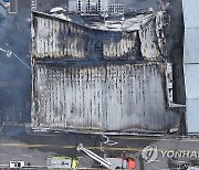 [속보]화성 일차전지 공장 화재 현장 사망자 11명으로 늘어