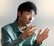 "동의 없이 사생활을…" 소설가 정지돈, 전 연인 '무단 인용' 의혹