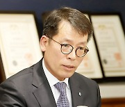 김성태 IBK기업은행장, 고객·은행 윈윈하는 선순환 구조 확립[2024 100대 CEO]