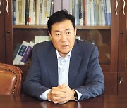 “최저임금 인상에 600만 자영업자 생존위기, 더는 외면 못해”