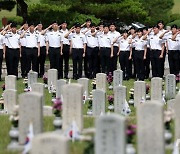 '잊지 말아야 할 그날' 하루 앞으로 다가온 6·25전쟁 74주년 [뉴시스Pic]