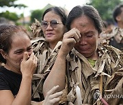 Philippines Mud People Photo Gallery