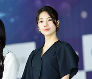 [포토] 수지, '예쁘네~'