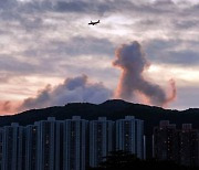 "저게 뭐야?" 하늘 올려봤다가 '깜짝'…정체 알고 보니