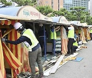 “스타들이 즐겨 찾던 곳인데 비위생적이라고?”…해운대 포장마차촌, 추억 속으로