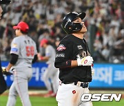 14-1 경기가 15-15로 끝났다...롯데-KIA, 시즌 최장 5시간 20분 혈투+최다 득점 무승부 타이 [부산 리뷰]