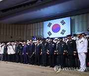 6·25전쟁 74주년 행사 묵념