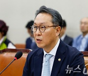 발언하는 박민수 차관