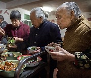 경기 침체에 중국 농촌 양로원 퇴원 급증…농민공 가정 노인돌봄 문제 부상